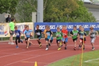 1000m AI