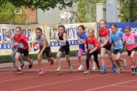 1000m AI