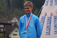 1000m