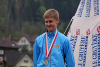 1000m