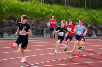 1000m AI