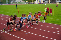 1000m AI